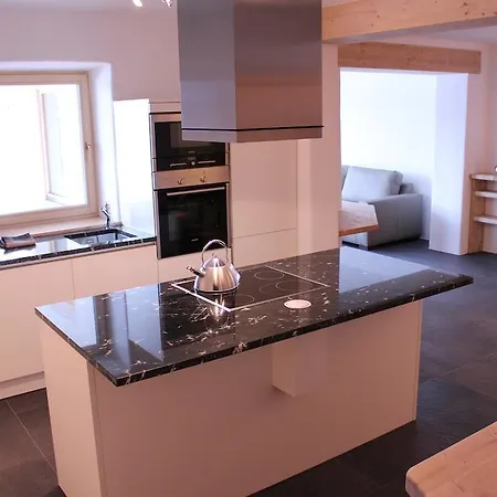 Residenz Berghof Moesern 蒂罗尔-泽费尔德