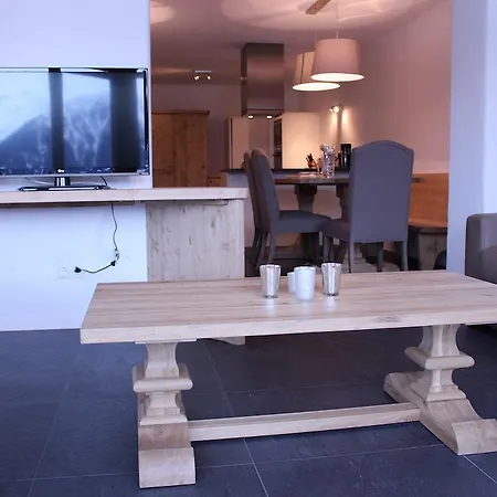 Residenz Berghof Moesern 蒂罗尔-泽费尔德